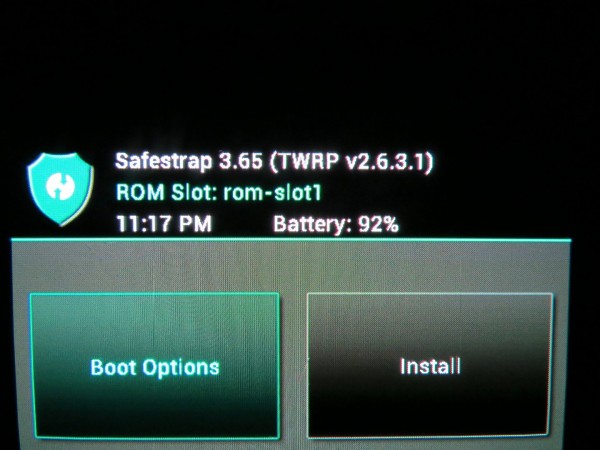 ROM Slot 1 ativo no SafeStrap