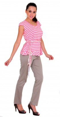 BLUSA ROSA EM LISTRAS